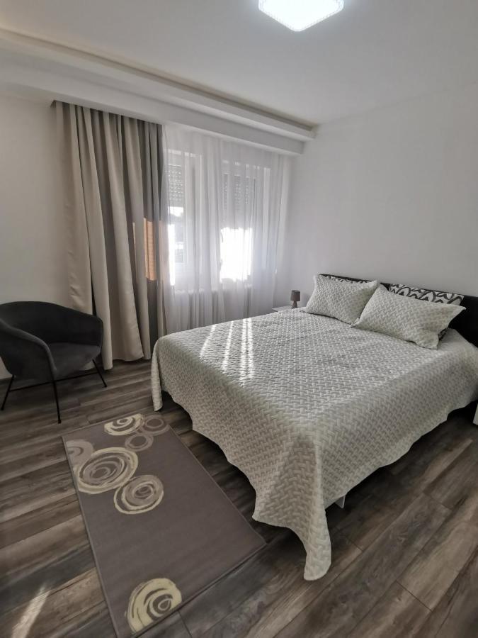 Apartments Isidora Нови-Сад Экстерьер фото