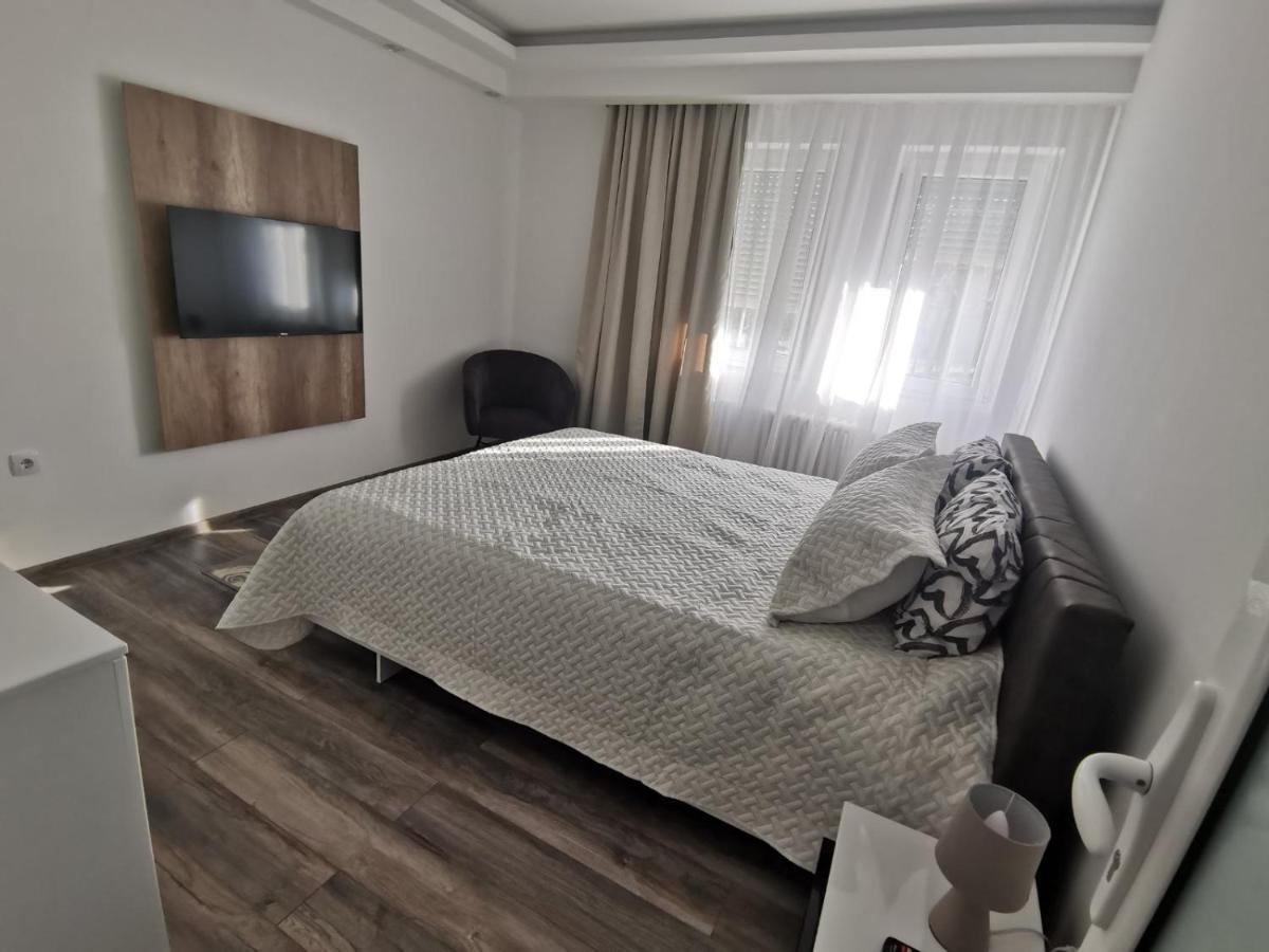 Apartments Isidora Нови-Сад Экстерьер фото